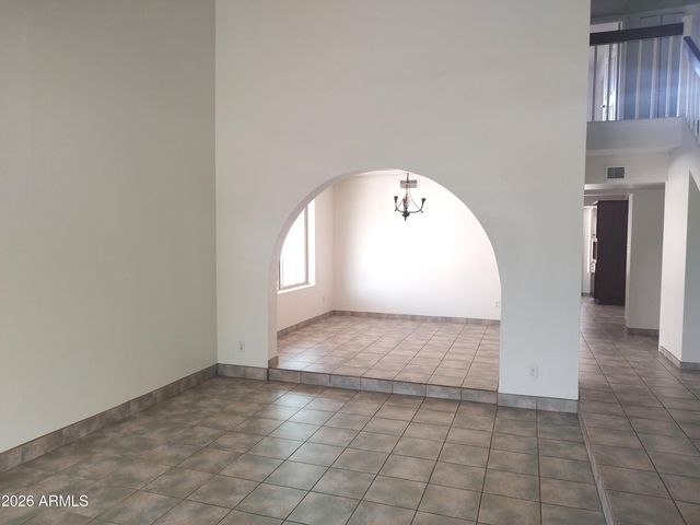 6207 W ALTADENA Avenue, Glendale, AZ 85304