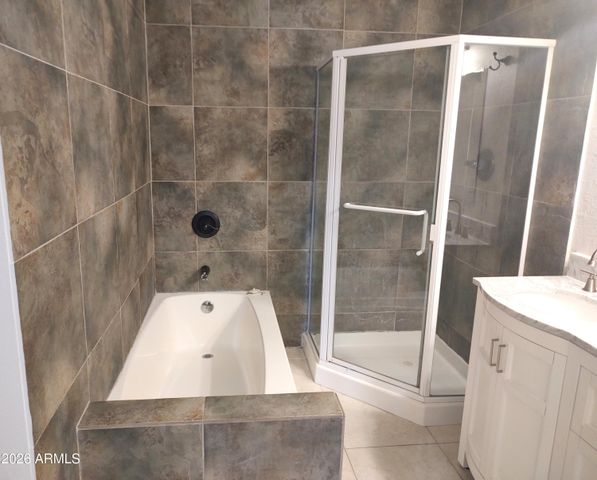 6207 W ALTADENA Avenue, Glendale, AZ 85304