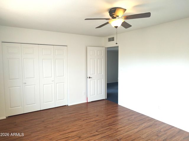 6207 W ALTADENA Avenue, Glendale, AZ 85304