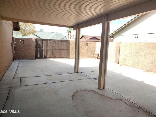 6207 W ALTADENA Avenue, Glendale, AZ 85304