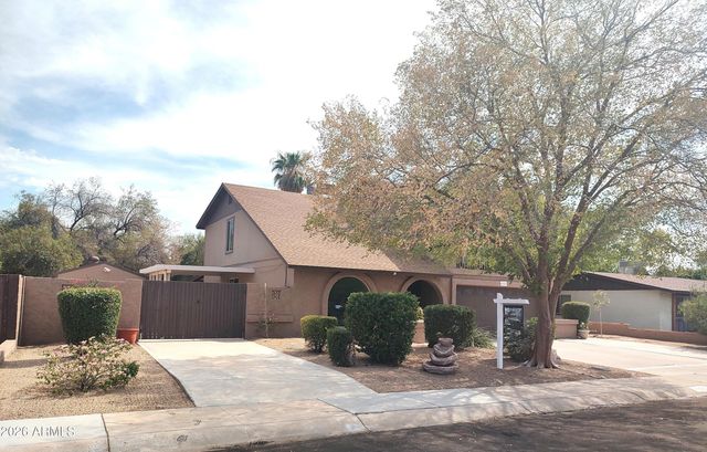 6207 W ALTADENA Avenue, Glendale, AZ 85304