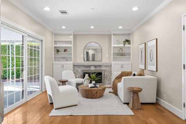 1010 Springfield Drive, Campbell, CA 95008