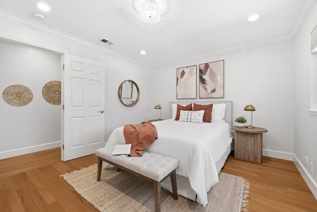 1010 Springfield Drive, Campbell, CA 95008