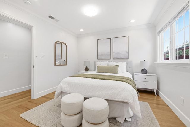 1010 Springfield Drive, Campbell, CA 95008