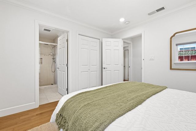 1010 Springfield Drive, Campbell, CA 95008