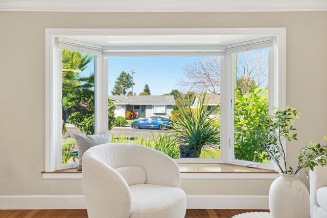 1010 Springfield Drive, Campbell, CA 95008