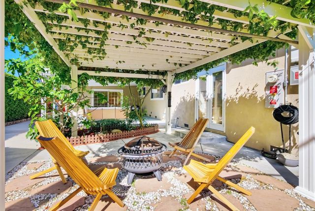 1010 Springfield Drive, Campbell, CA 95008