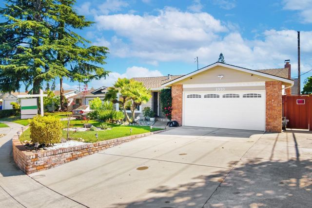 1010 Springfield Drive, Campbell, CA 95008