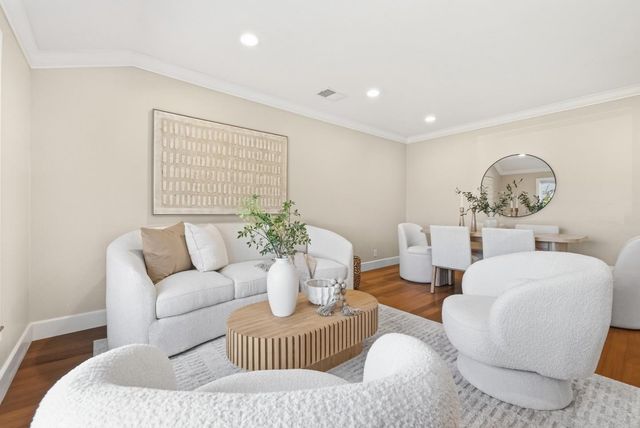 1010 Springfield Drive, Campbell, CA 95008