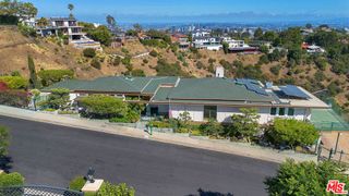 10924 Savona Road, Los Angeles, CA 90077