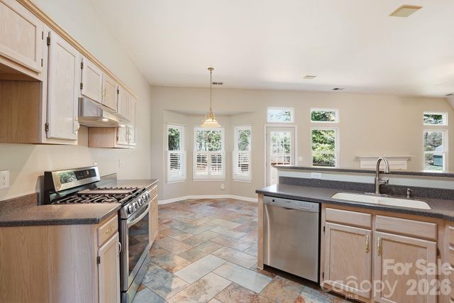 9332 Broken Pine Lane, Charlotte, NC 28269