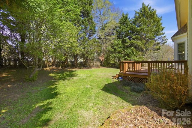 9332 Broken Pine Lane, Charlotte, NC 28269