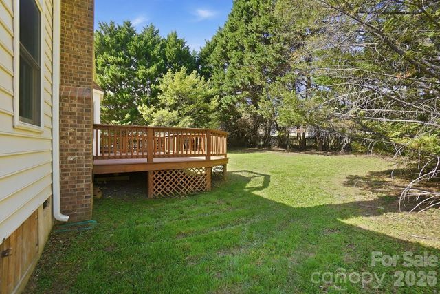 9332 Broken Pine Lane, Charlotte, NC 28269