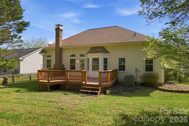 9332 Broken Pine Lane, Charlotte, NC 28269