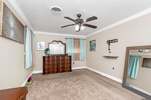 1050 Landwood Dr, Baton Rouge, LA 70806