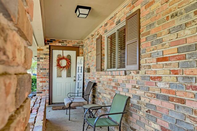 1050 Landwood Dr, Baton Rouge, LA 70806