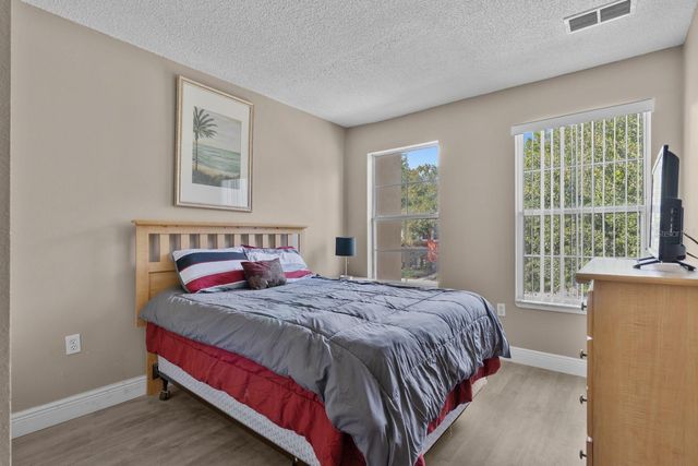 8454 CRYSTAL COVE LOOP, Kissimmee, FL 34747