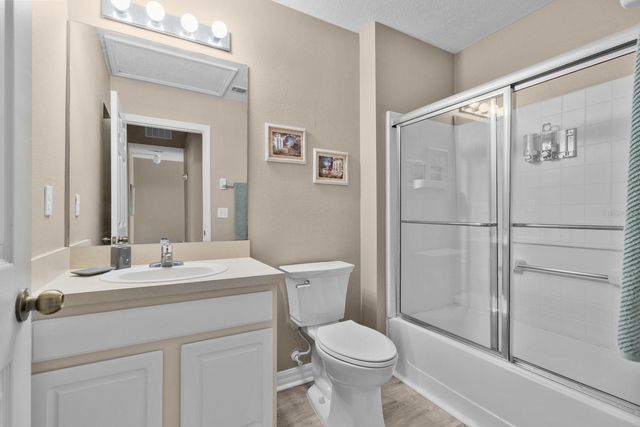 8454 CRYSTAL COVE LOOP, Kissimmee, FL 34747