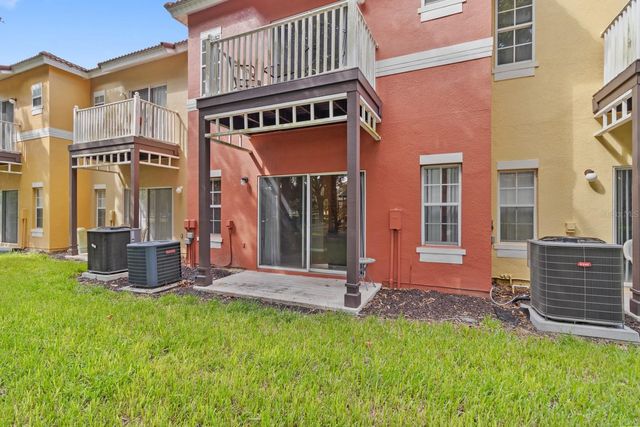 8454 CRYSTAL COVE LOOP, Kissimmee, FL 34747
