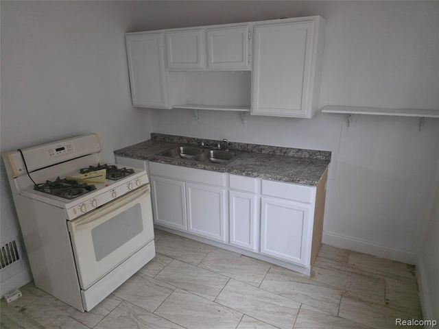 13648 Northlawn Street, Detroit, MI 48238