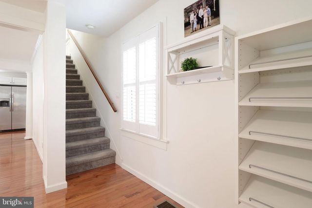 222 S GILL ST, State College, PA 16801