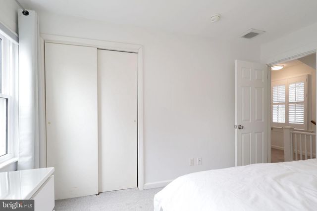 222 S GILL ST, State College, PA 16801