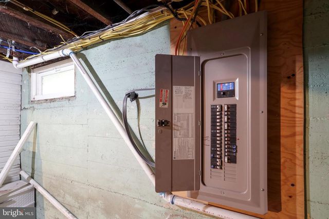 222 S GILL ST, State College, PA 16801