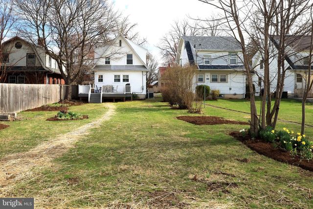 222 S GILL ST, State College, PA 16801