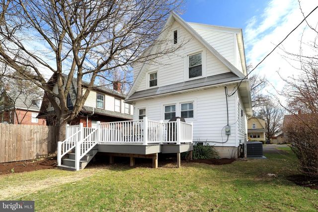 222 S GILL ST, State College, PA 16801