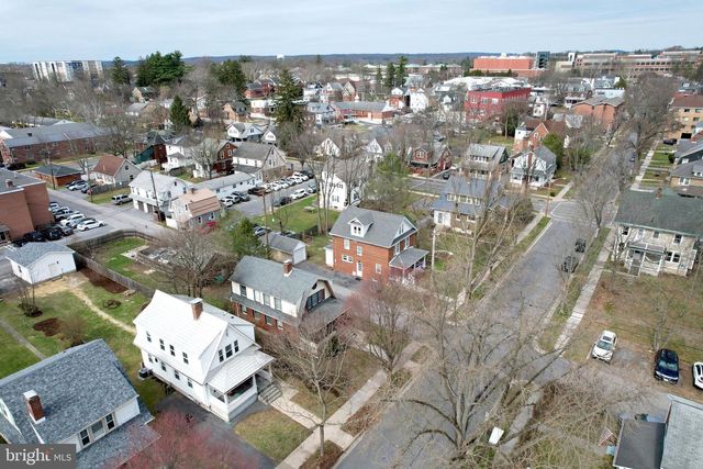 222 S GILL ST, State College, PA 16801