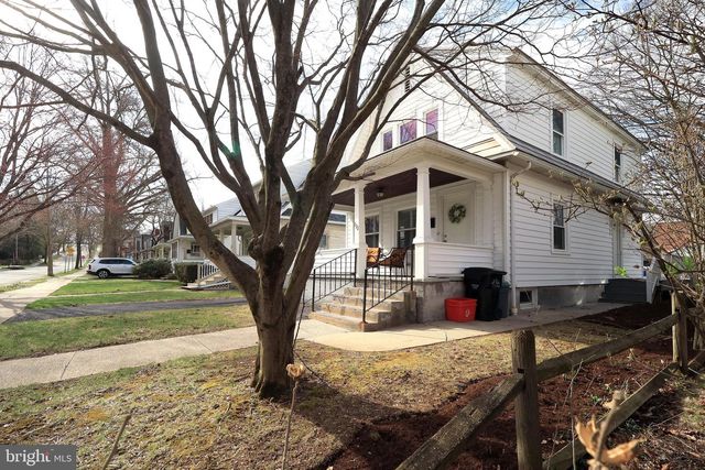 222 S GILL ST, State College, PA 16801