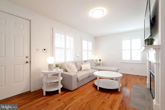 222 S GILL ST, State College, PA 16801