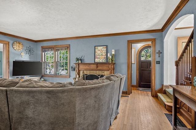 2117 PRINCETON Avenue, Rockford, IL 61107
