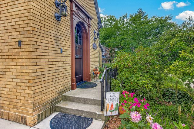 2117 PRINCETON Avenue, Rockford, IL 61107