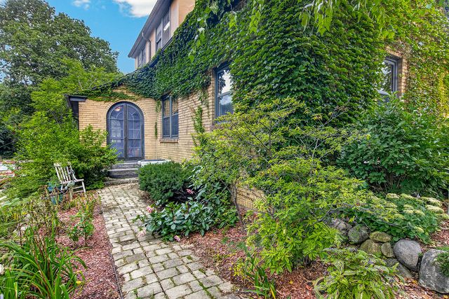 2117 PRINCETON Avenue, Rockford, IL 61107