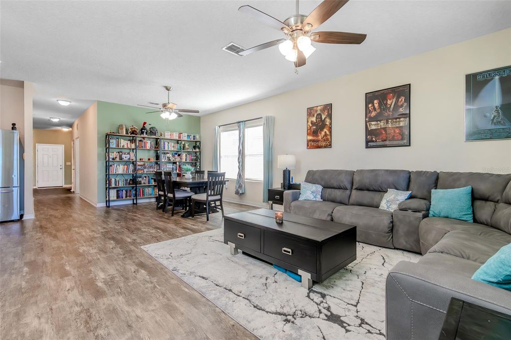 Image 12 of property listing at 3022 NOVA SCOTIA WAY, New Smyrna Beach, FL 32168