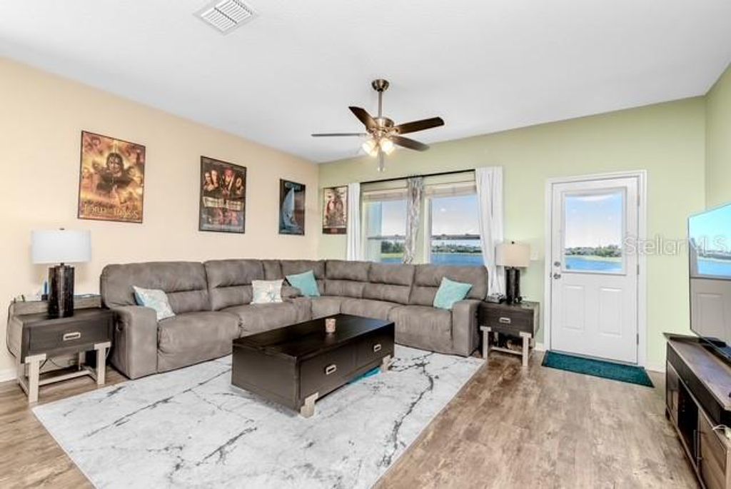 Image 13 of property listing at 3022 NOVA SCOTIA WAY, New Smyrna Beach, FL 32168