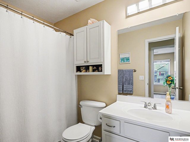 14502 Knudsen Street, Bennington, NE 68007