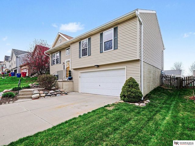 14502 Knudsen Street, Bennington, NE 68007