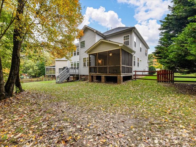 8004 Penman Springs Drive, Waxhaw, NC 28173