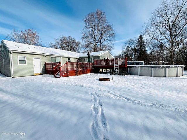 6304 Lapeer Road, Burton, MI 48509