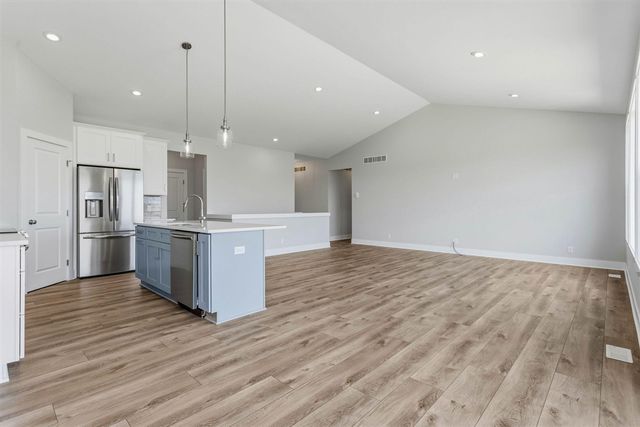 11665 Cherrybud Drive, Holland, MI 49424