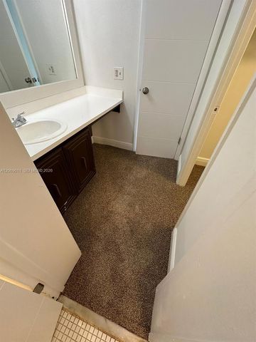 488 NW 165th St Road B-614, Miami, FL 33169