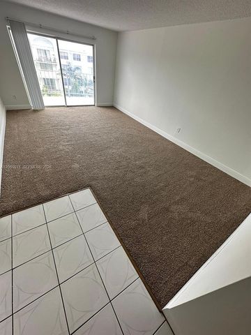488 NW 165th St Road B-614, Miami, FL 33169