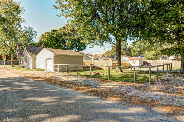 601 Hurricane Street, Franklin, IN 46131