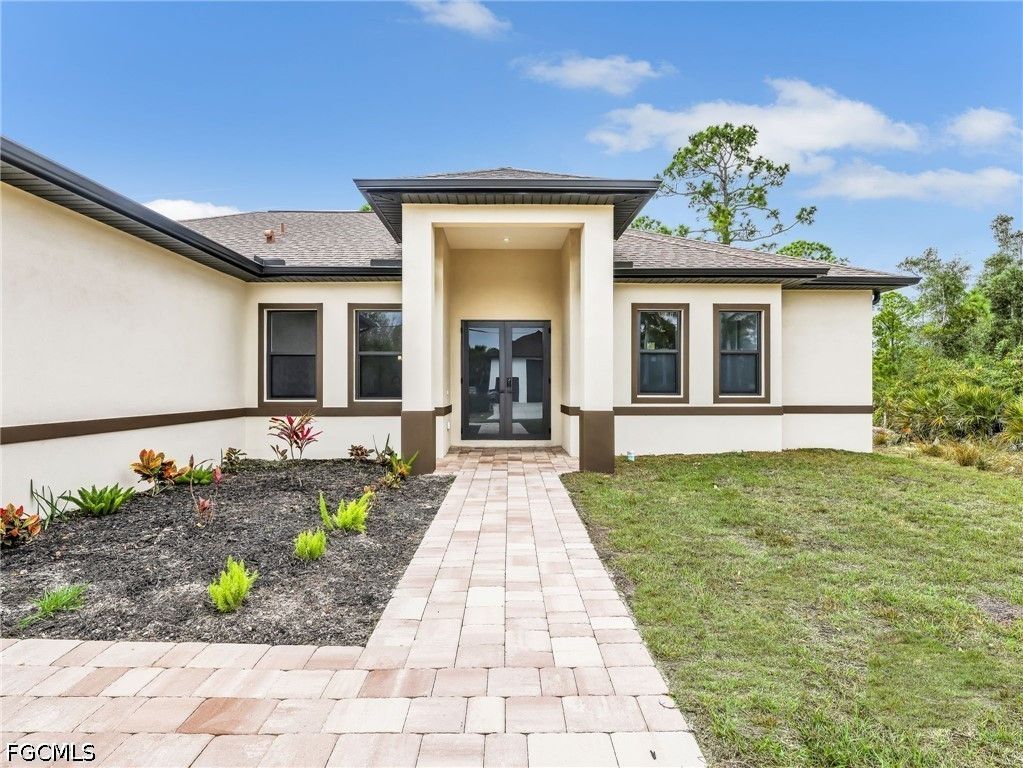 11225 Carnegie AVE, Englewood, FL 34224
