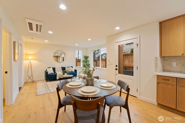 217 NW 45th Street, Seattle, WA 98107