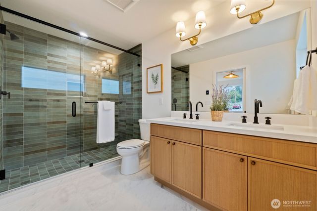 217 NW 45th Street, Seattle, WA 98107