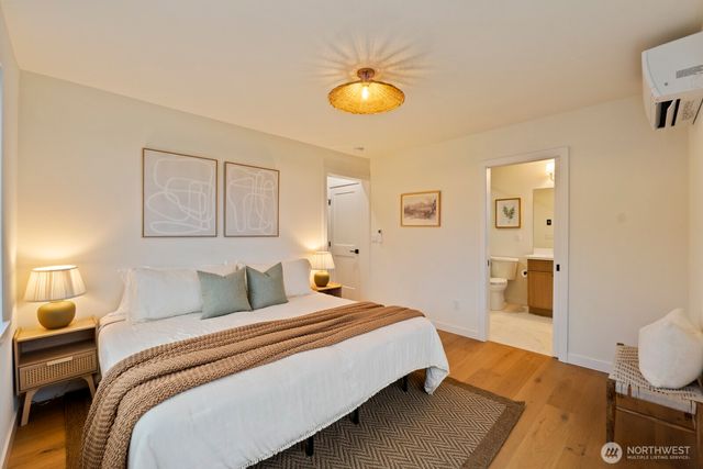 217 NW 45th Street, Seattle, WA 98107