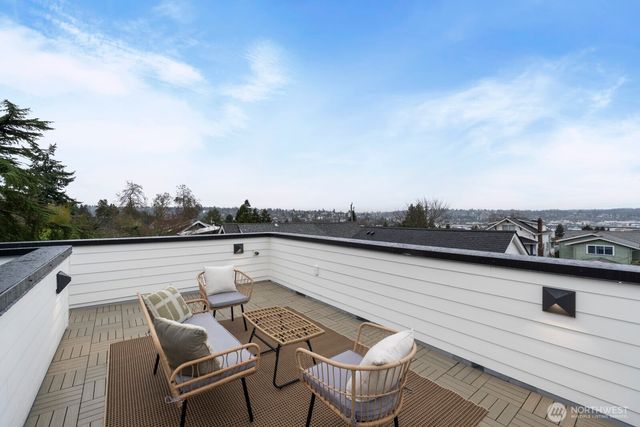 217 NW 45th Street, Seattle, WA 98107